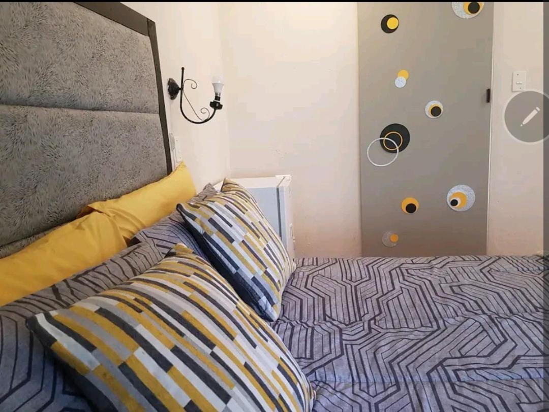 The Link Guest Lodge Kempton Park Room photo