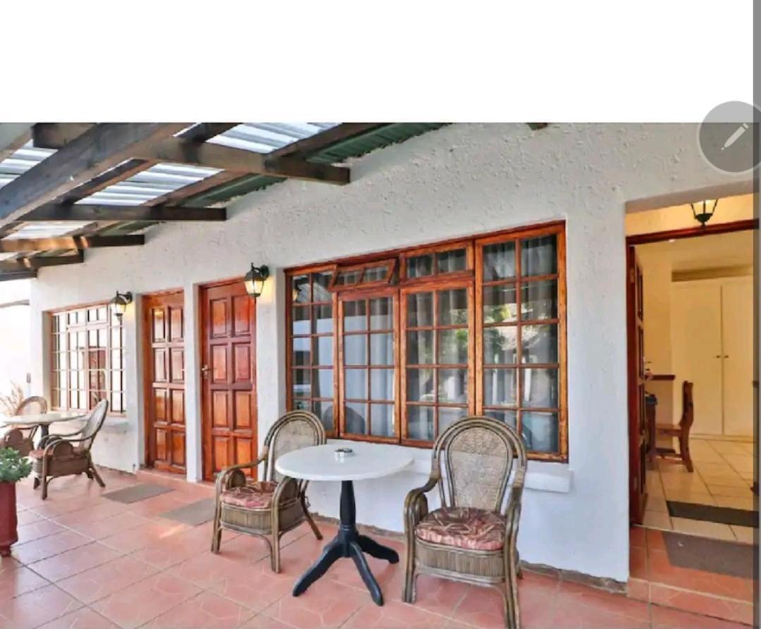 The Link Guest Lodge Kempton Park Room photo